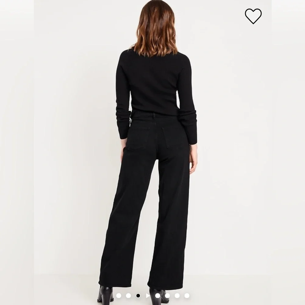Old Navy High Waisted Wow Wide Legged Jeans. - Picture 2 of 6